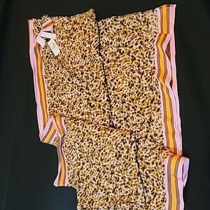 ANN TAYLOR Scarf Shawl Wrap 44" x 96" Soft Lightweight Leopard Print Viscose